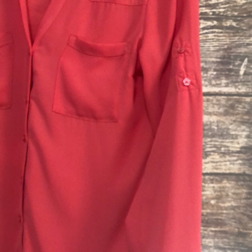 Express button down blouse - Picture 2 of 3
